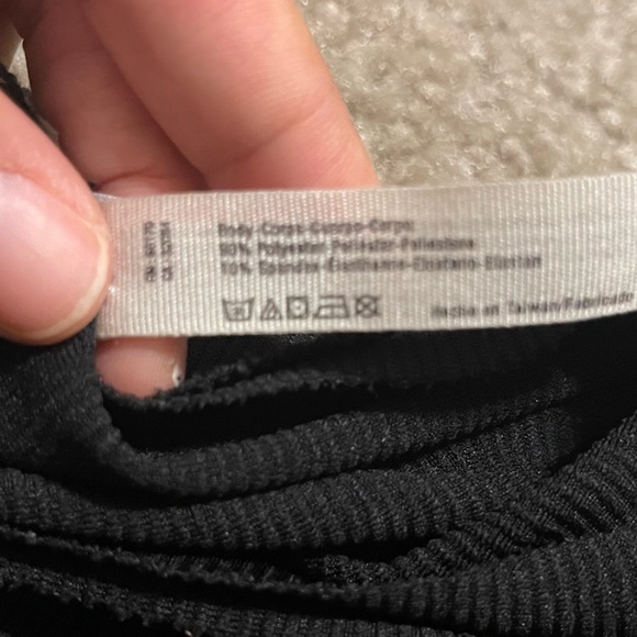 Women’s Free People FP Movement Ribbed Back Zip Long Sleeve Crop Top Black Sz S - Picture 3 of 8